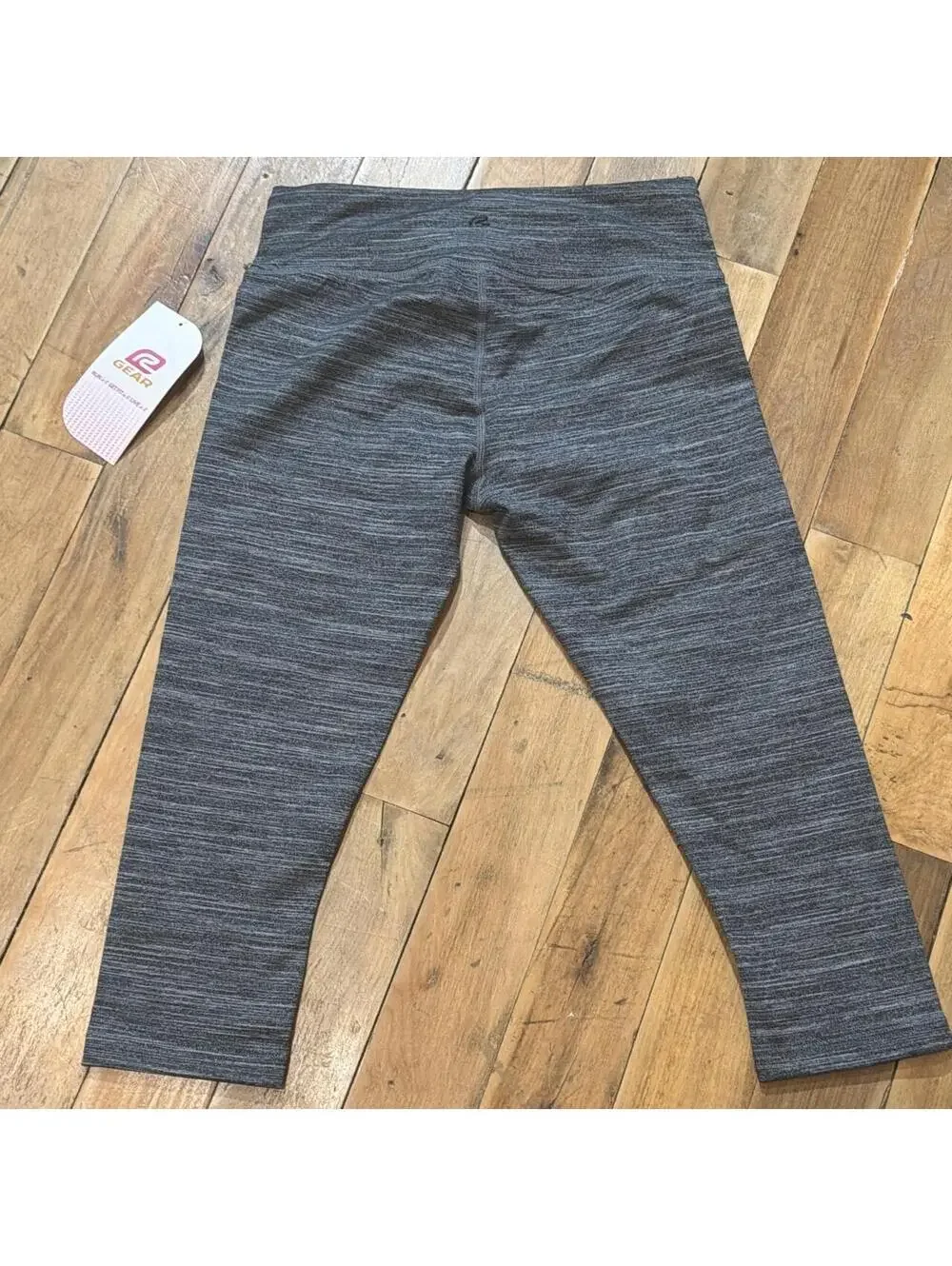 N/A cropped gray